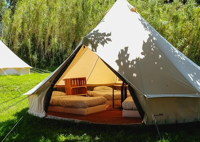 Роскошный шатер Tente Dortoir Partagee - Hegoa Surf Camp Pays Basque - Dorm - Compartida Сен-Жан-де-Люз